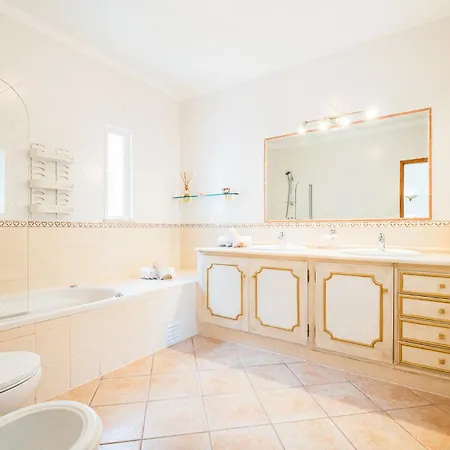 Villa Angeles By Algarve Vacation *