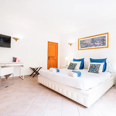 Villa Angeles By Algarve Vacation Boliqueime